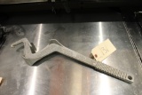 Bucket Opener