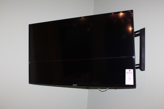 Samsung 48'' Flat screen TV
