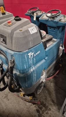 Tennant T7AMR Commercial Floor Scrubber