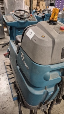 Tennant T7AMR Commercial Floor Scrubber