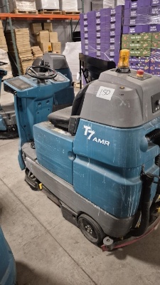 Tennant T7AMR Commercial Floor Scrubber