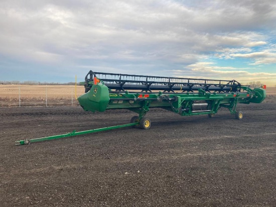 2015 John Deere 635D 35' Draper Header