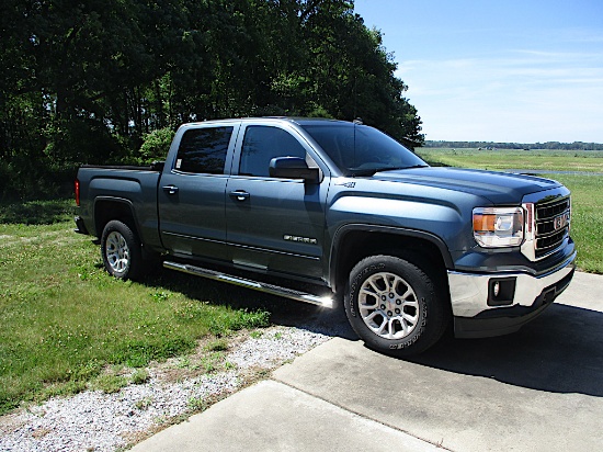 GMC SIERRA 1500 PICKUP