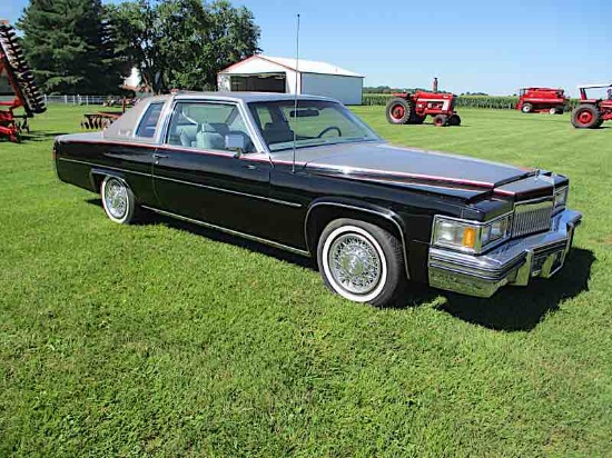 CADILLAC COUP DEVILLE