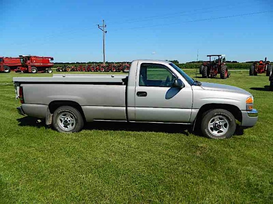 GMC PICKUP W/DUMP BED