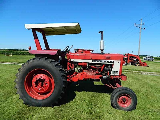 IH 656 TRACTOR