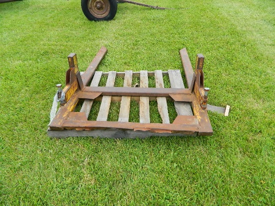 BALE CARRIER