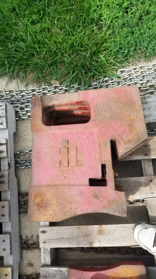 IH WEIGHTS