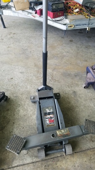 FLOOR JACK