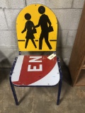 SIGN CHAIR
