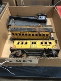 BOX OF VINTAGE TIN TRAIN CARS ST PAUL PACIFIC (MARX TOYS)