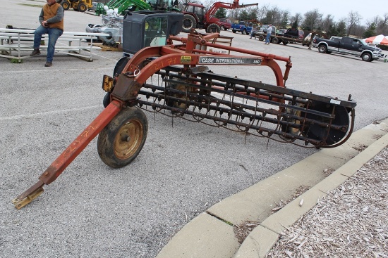 Case International 860 Hay Rake