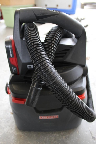 Craftsman Cordless 19.2 Wet/Dry Shop Vacuum