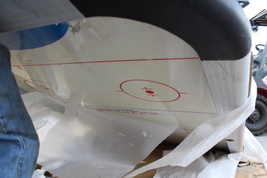 Air Hockey Table