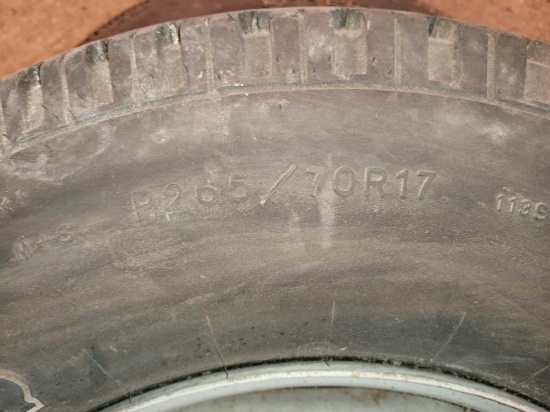 265/70R17 Tire+rim