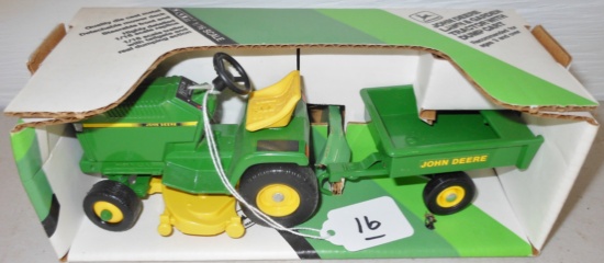 John Deere Lawn & Garden tractor