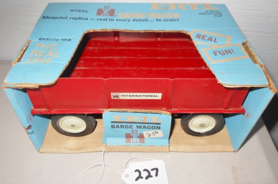 International Barge wagon