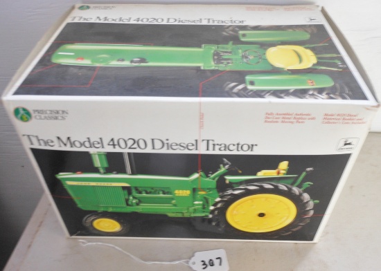 John Deere 4020