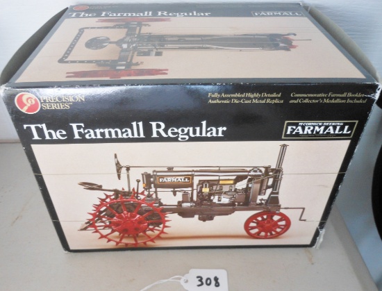 Farmall Regular