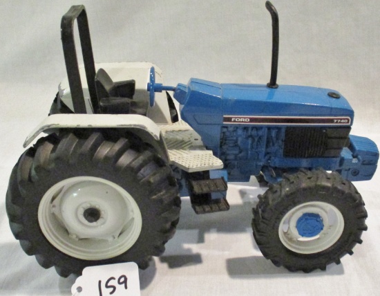 Ford 7740 tractor