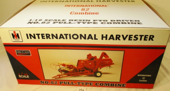 IH 82 pull type combine