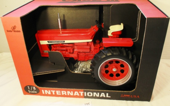 IH Farmall 856 tractor, 1/8 scale