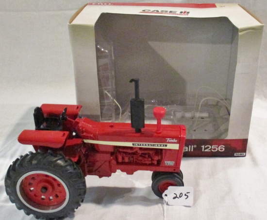 IH Turbo 1256 tractor