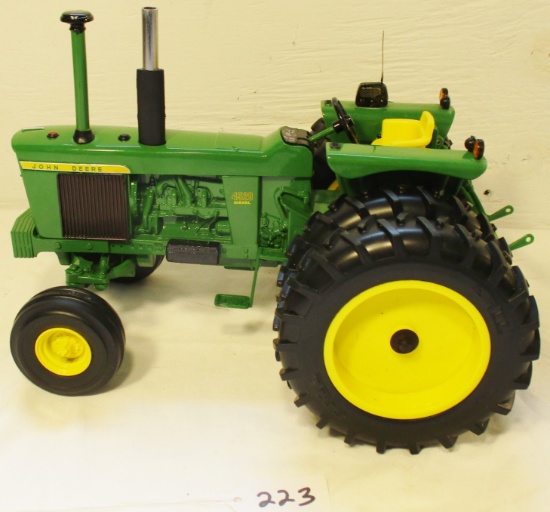 JD 4520 tractor, custom