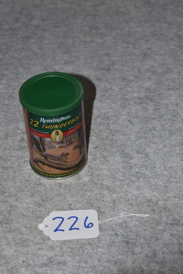Remington – 22 Thunderbolt “Seasons Greetings” Cardboard Cylinder w/Squirrels & Green Plastic Lid Co