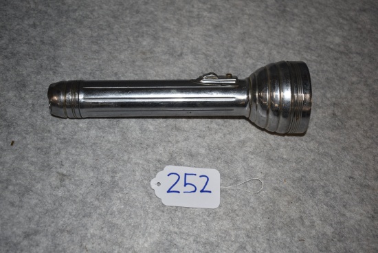 Winchester – 3-Cell Flashlight – Polished Finish – w/“Use No. 1511 Hi-Power Cells” Stamped on End Ca