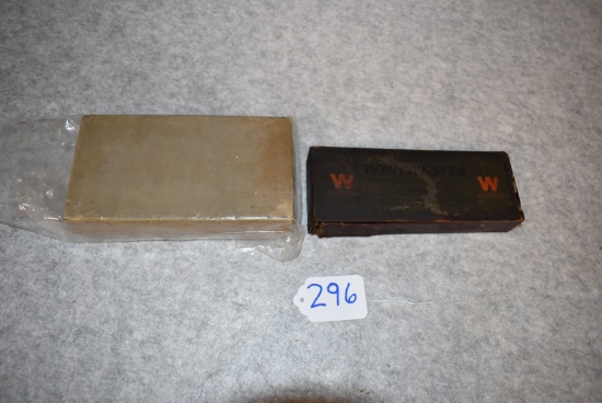 Winchester – No. W9S 1 Doz. Safety Razors Shipping Box & Winchester Advertising Shipping Box, Dark G