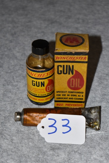 Winchester – 3 Ounce Gun Oil in Glass Bottle w/Good Label & Original Box – Top Flap of Box is Loose