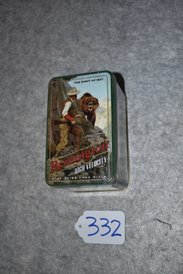 Remington – Gift Tin Featuring “The Right of Way” (Grizzly & Hunter) – Containing 400 Rounds of 22 H