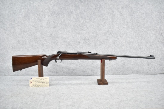Winchester – Mod. 70 (Pre-64) – 9mm Mauser Cal. Bolt Action Rifle
