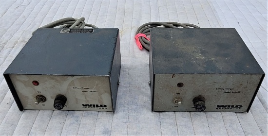 WILD HEERBRUGG BATTERY CHARGER Set of 2