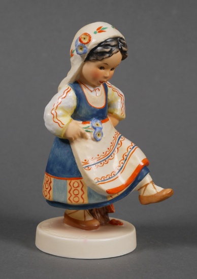 INTERNATIONAL Hummel BULGARIAN GIRL 810 TMK6