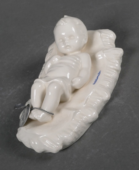 Hummel CHRIST CHILD WHITE 18 TMK3