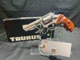 TAURUS MODEL 941, 22 CAL MAGNUM, STAINLESS, FULLY ENGRAVED, NIB. SN#DT47675