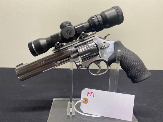 SMITH & WESSON MODEL 648-2 22 CAL MAG WITH SMITH & WESSON 1.5X6.5 SCOPE SN#DMX0114
