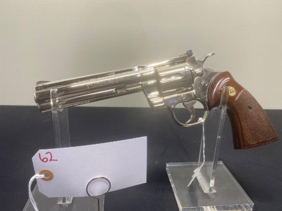 COLT PYTHON 357 MAG 6IN NICKEL MADE IN 1977 SN#72501E
