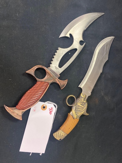 2 LARGE FIXED BLADE KNIVES - NO SHEATHS (X1)