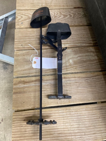 2 ARROW QUIVERS (X1)