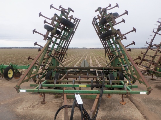 John Deere 960 c-shank Cult