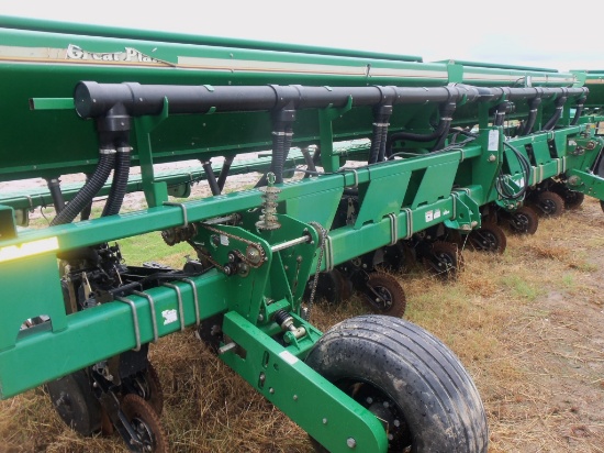 GREAT PLAINS 2525A, MDL 16TR38, 8 ROW TWIN ROW GRAIN DRILL