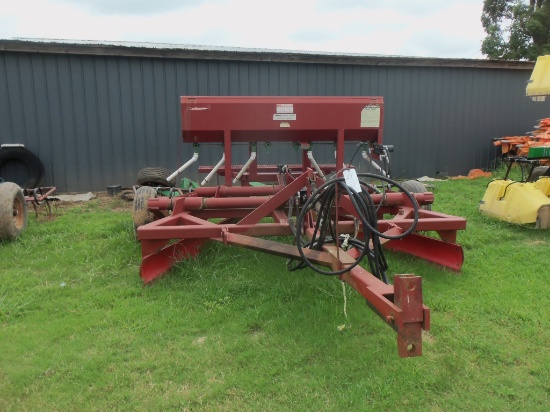 Hula Levee Squeezer & Seeder