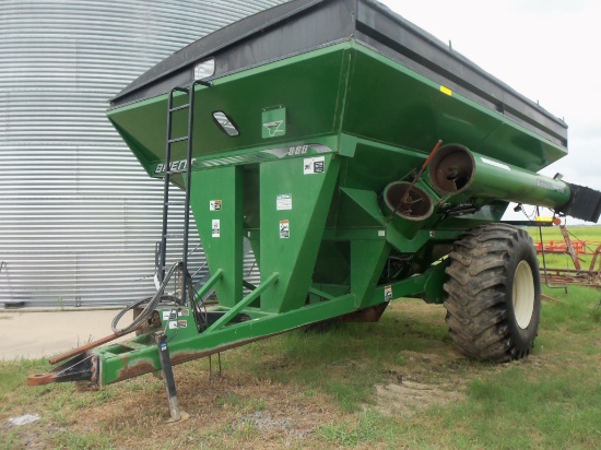 Brent 880 Grain Cart