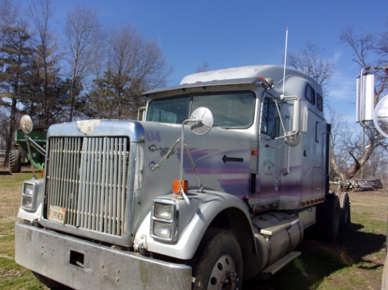 1995 IH Truck