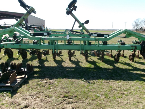 Bigham 16 row 30" w/880 Lister Buster units