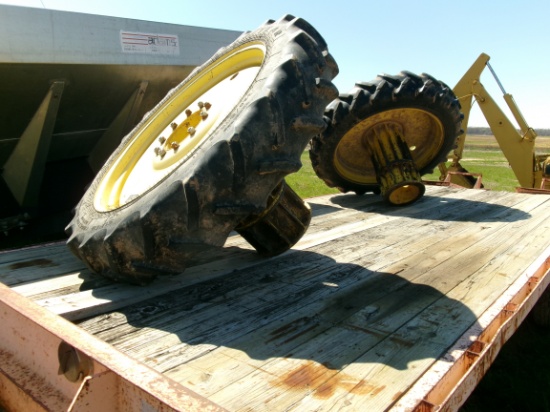 2 -320/8R42 Duals
