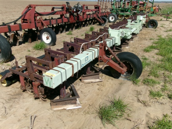 Lilliston Units on Orthman Bar